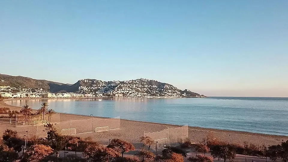 V011 - Maritim - Roses Apartment Spain